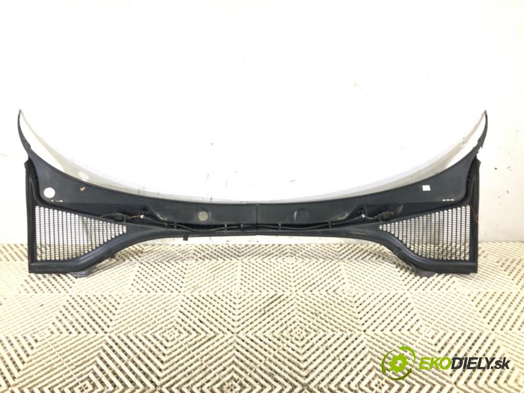 SKODA OCTAVIA III Combi (5E5, 5E6) 2012 - 2022    1.4 TSI 110 kW [150 KM] benzyna 2014 - 2020  Torpédo, plast pod čelné okno 5E1819416A (Torpéda)