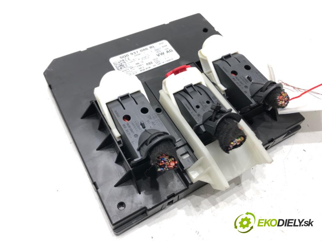 SKODA OCTAVIA III Combi (5E5, 5E6) 2012 - 2022    1.4 TSI 110 kW [150 KM] benzyna 2014 - 2020  Modul komfortu 5Q0937086BL (Moduly komfortu)