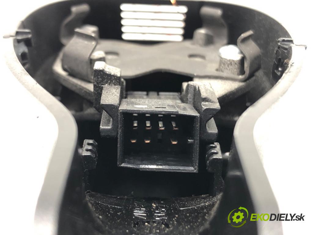 SKODA OCTAVIA III Combi (5E5, 5E6) 2012 - 2022    1.4 TSI 110 kW [150 KM] benzyna 2014 - 2020  zpětné zrcátko vnitřní 3G0857511G (Světla vnitřní)