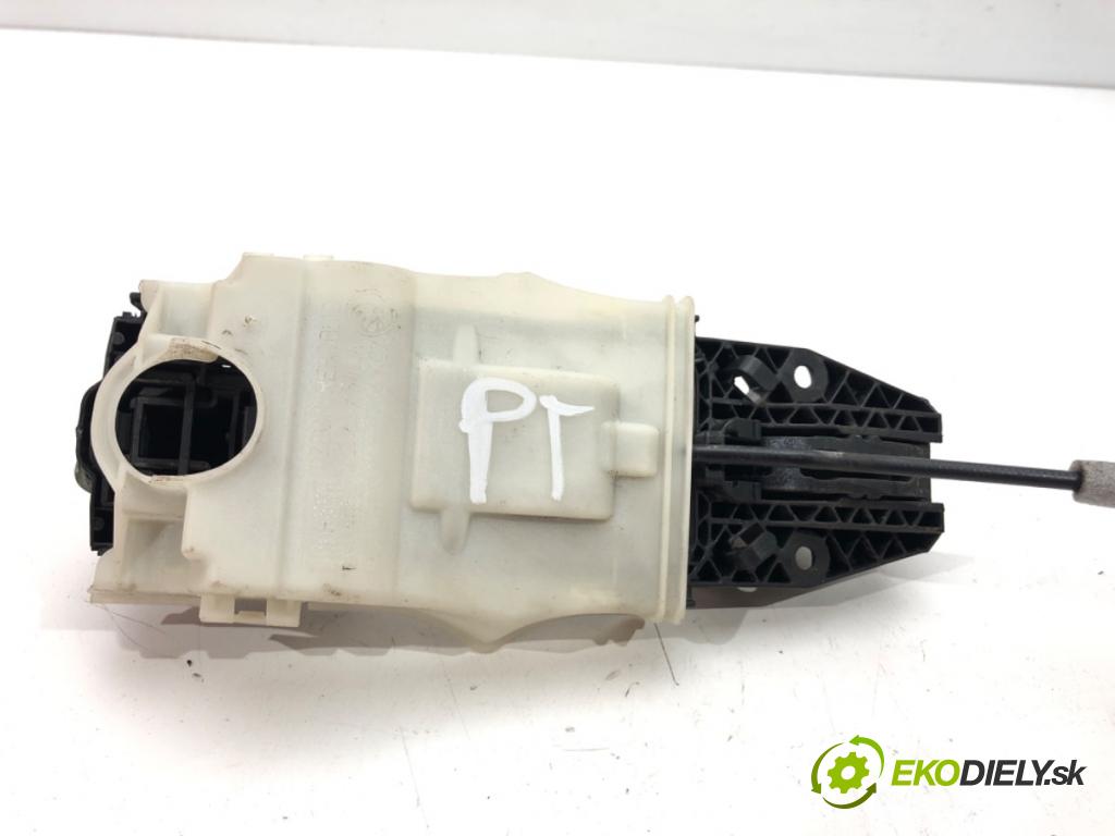 SKODA OCTAVIA III Combi (5E5, 5E6) 2012 - 2022    1.4 TSI 110 kW [150 KM] benzyna 2014 - 2020  Kľučka vonkajšia pravy zad