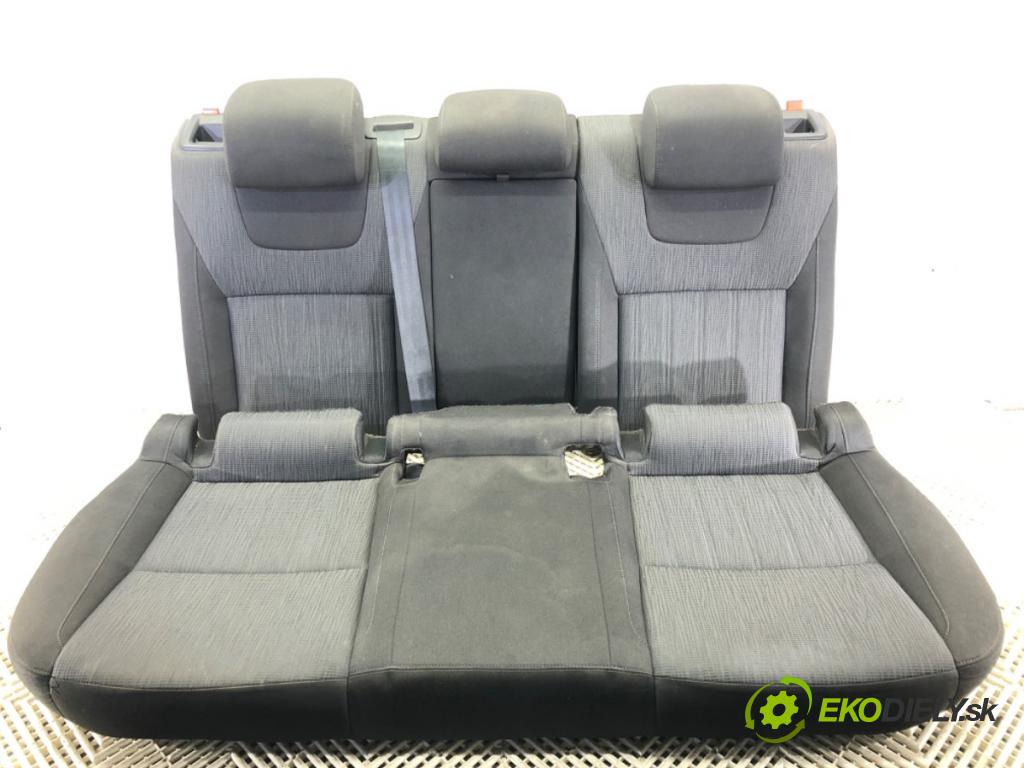 SKODA OCTAVIA III Combi (5E5, 5E6) 2012 - 2022    1.4 TSI 110 kW [150 KM] benzyna 2014 - 2020  Sedadlo druhý rad 
