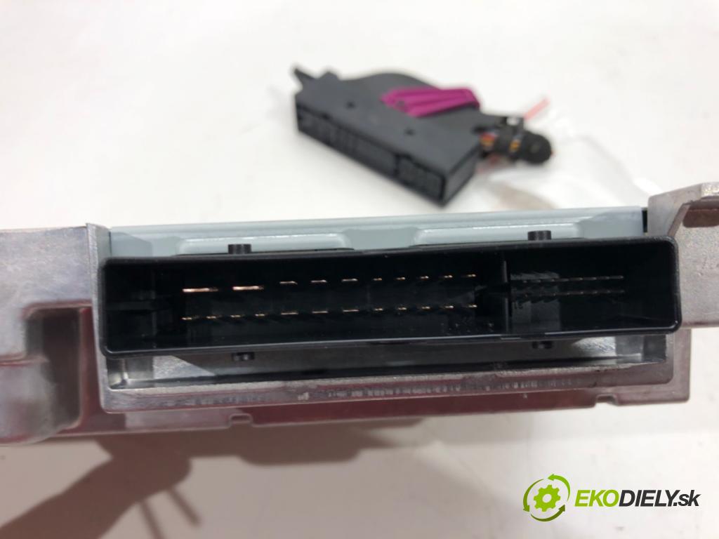 SKODA OCTAVIA III Combi (5E5, 5E6) 2012 - 2022    1.4 TSI 110 kW [150 KM] benzyna 2014 - 2020  Zosilňovač 81A035223 (Zosilňovače)