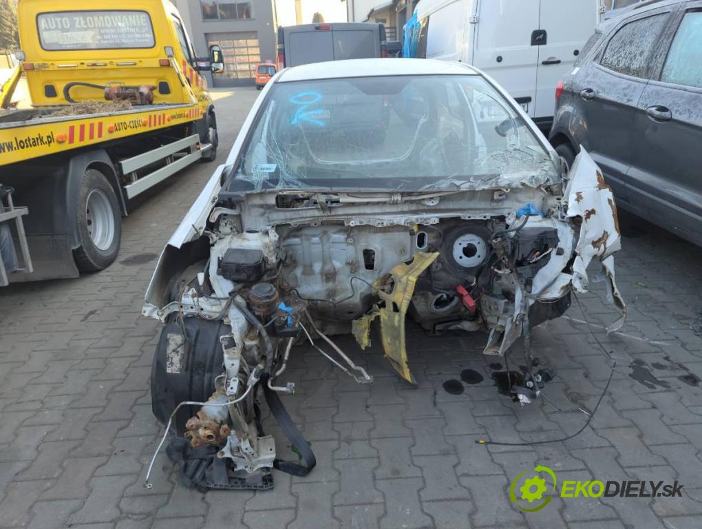 TOYOTA YARIS (_P13_) 2010 - 2022    1.0 (KSP130_) 51 kW [69 KM] benzyna 2010 - 2022  KAROSERIA ČTVRŤÁK blatník zadní část levý pravý práh střecha