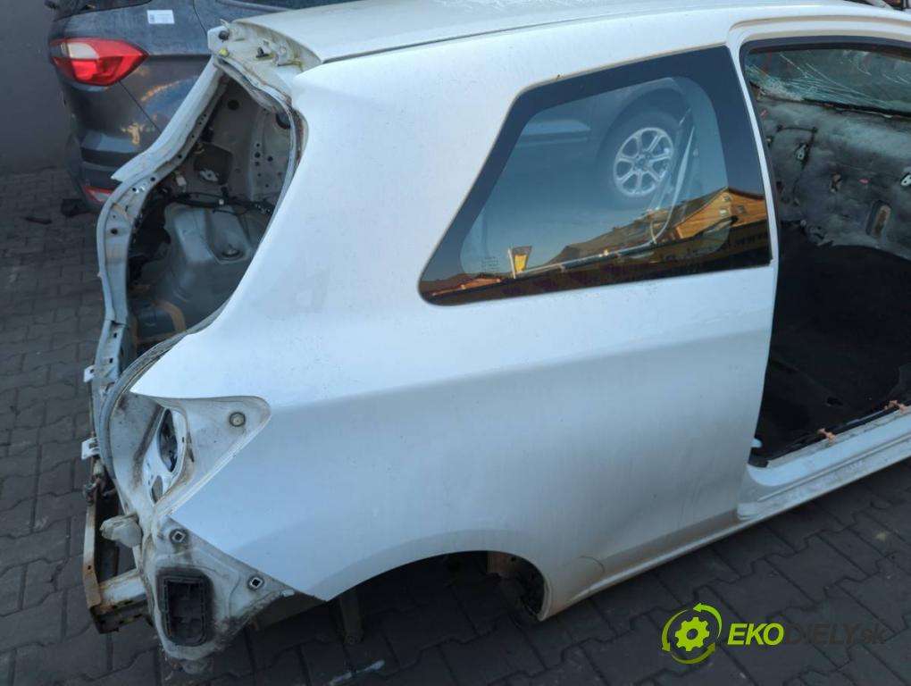 TOYOTA YARIS (_P13_) 2010 - 2022    1.0 (KSP130_) 51 kW [69 KM] benzyna 2010 - 2022  KAROSERIA ČTVRŤÁK blatník zadní část levý pravý práh střecha