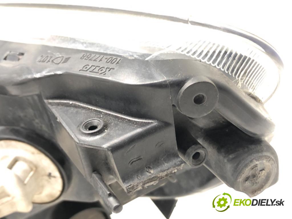 MERCEDES-BENZ CITAN Mixto (Double Cabin) (W415) 2012 - 2021    109 CDI (415.603, 415.605) 66 kW [90 KM] olej napędowy 2012 - 2021  Svetlomet pravy A4158202300 (Pravé)