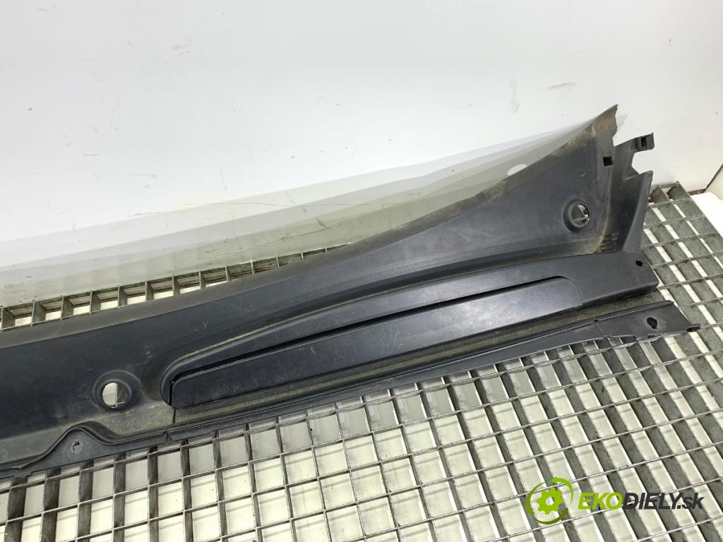 MERCEDES-BENZ CITAN Mixto (Double Cabin) (W415) 2012 - 2021    109 CDI (415.603, 415.605) 66 kW [90 KM] olej napędowy 2012 - 2021  Torpédo, plast pod čelné okno 668117941R (Torpéda)