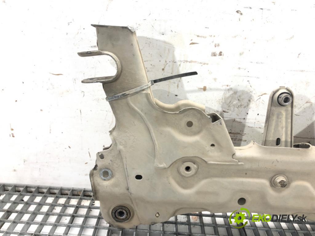 MERCEDES-BENZ CITAN Mixto (Double Cabin) (W415) 2012 - 2021    109 CDI (415.603, 415.605) 66 kW [90 KM] olej napędowy 2012 - 2021  výztuha pod motor  (Výztuhy přední)