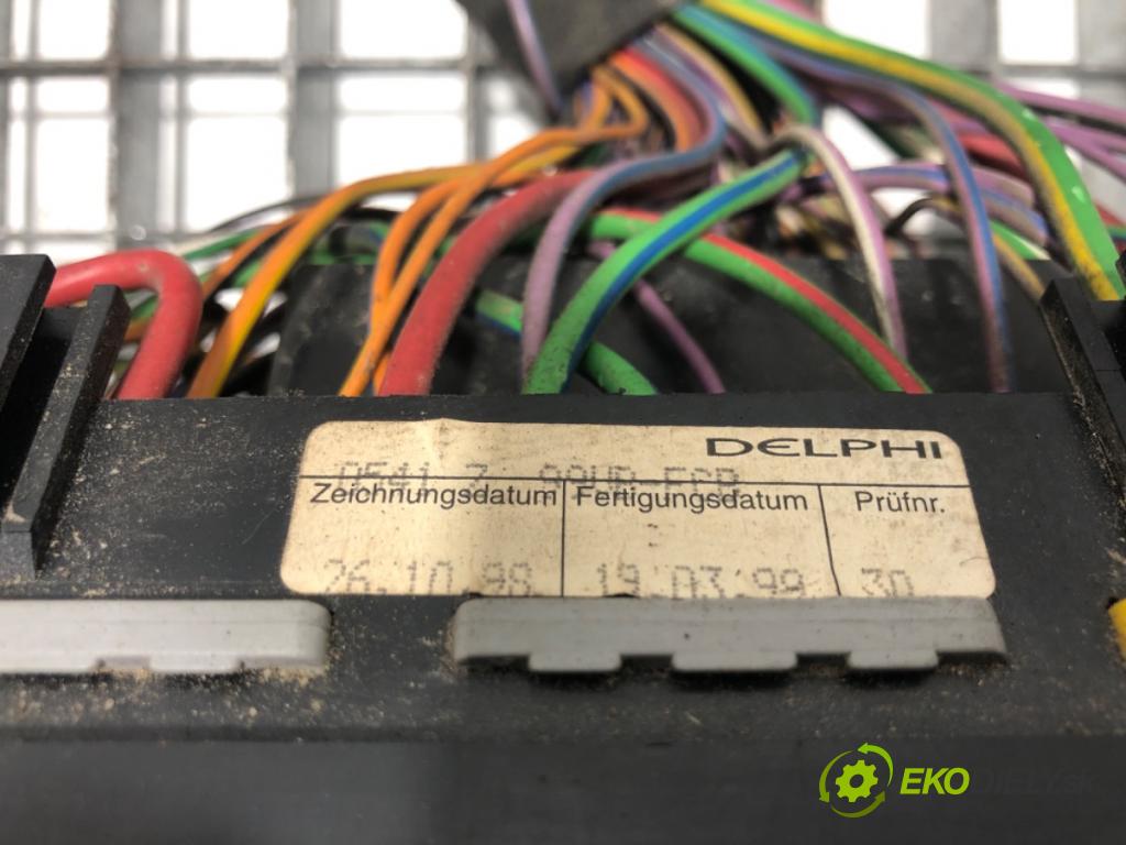 FORD TRANSIT Autobus (E_ _) 1994 - 2000    2.5 DI (EBL, ECL, EDS, EDL) 56 kW [76 KM] olej napędowy 1994 - 2000  skříňka poistková  (Pojistkové skříňky)