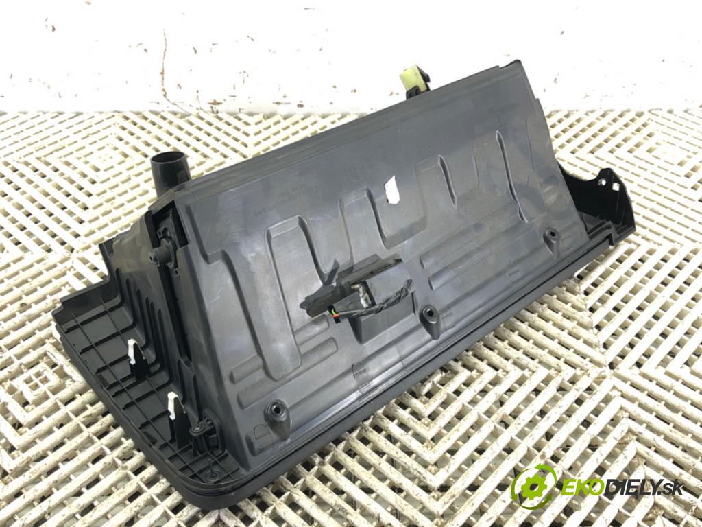 KIA SPORTAGE III (SL) 2009 - 2022    1.7 CRDi 85 kW [116 KM] olej napędowy 2010 - 2022  Priehradka, kastlík spolujazdca 10SL1-54200 (Priehradky, kastlíky)