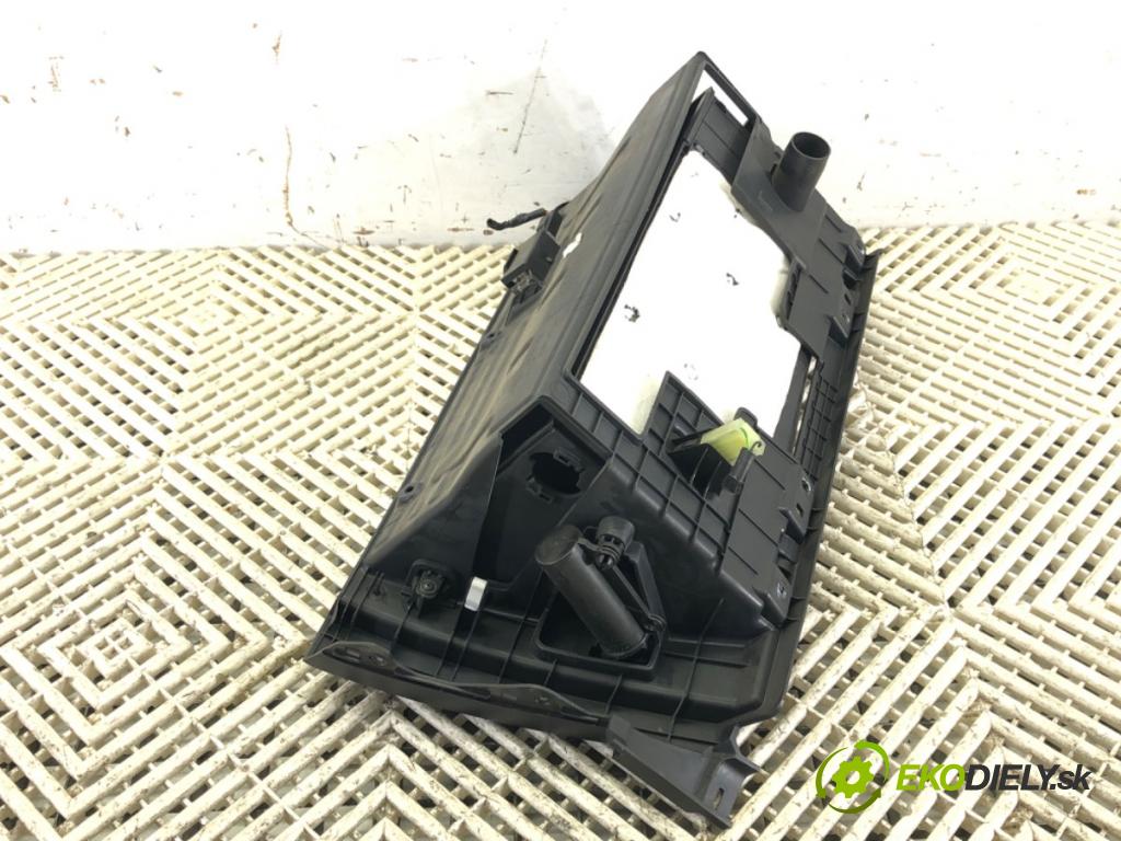 KIA SPORTAGE III (SL) 2009 - 2022    1.7 CRDi 85 kW [116 KM] olej napędowy 2010 - 2022  Priehradka, kastlík spolujazdca 10SL1-54200 (Priehradky, kastlíky)