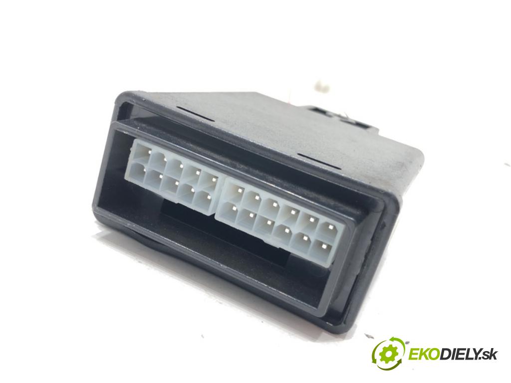 KIA SPORTAGE III (SL) 2009 - 2022    1.7 CRDi 85 kW [116 KM] olej napędowy 2010 - 2022  Modul ťažného oka UniConnect 2 (Ostatné)