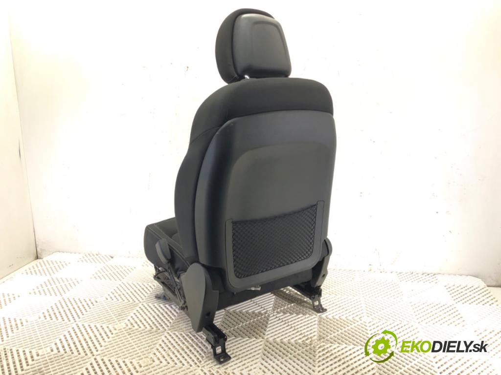KIA SPORTAGE III (SL) 2009 - 2022    1.7 CRDi 85 kW [116 KM] olej napędowy 2010 - 2022  Sedadlo pravy predný