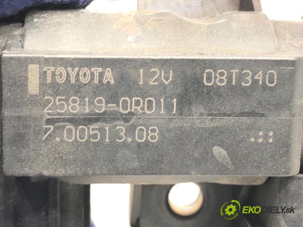 TOYOTA AVENSIS Kombi (_T27_) 2009 - 2018    2.0 D-4D (ADT270_) 93 kW [126 KM] olej napędowy 2009 - 2018  Ventil tlaku 25819-0R011 (Ventily)