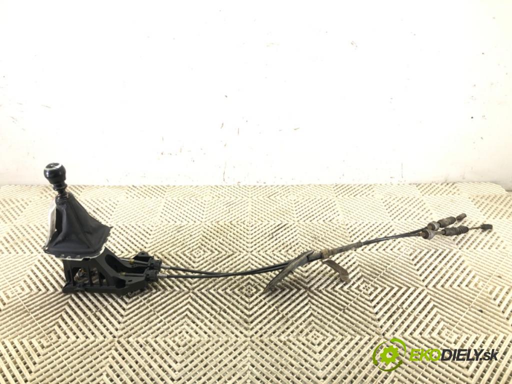 TOYOTA AVENSIS Kombi (_T27_) 2009 - 2018    2.0 D-4D (ADT270_) 93 kW [126 KM] olej napędowy 2009 - 2018  Kulisa 335300511 (Rýchlostné páky / kulisy)