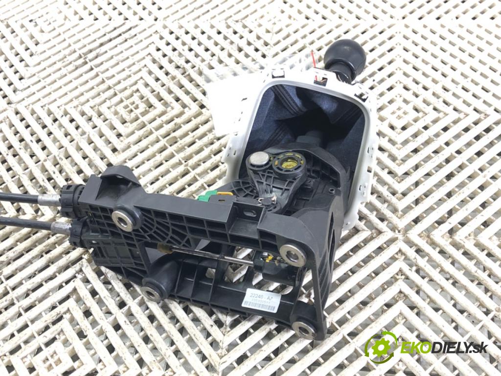 TOYOTA AVENSIS Kombi (_T27_) 2009 - 2018    2.0 D-4D (ADT270_) 93 kW [126 KM] olej napędowy 2009 - 2018  Kulisa 335300511 (Rýchlostné páky / kulisy)