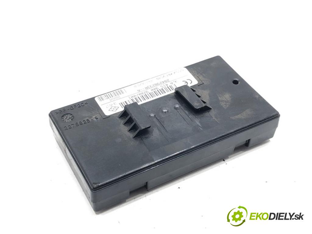 MERCEDES-BENZ CITAN Mixto (Double Cabin) (W415) 2012 - 2021    109 CDI (415.603, 415.605) 66 kW [90 KM] olej napędowy 2012 - 2021  Modul Riadiaca jednotka 284298233R (Ostatné)