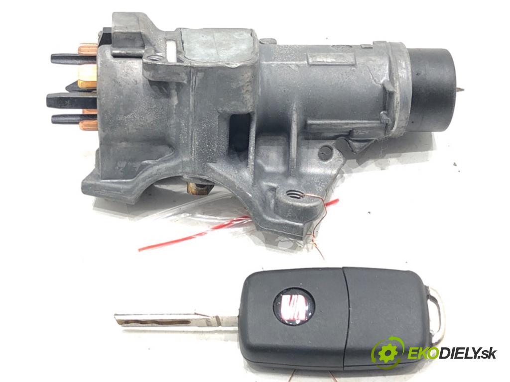 SEAT IBIZA III (6L1) 2002 - 2009    1.4 16V 63 kW [86 KM] benzyna 2006 - 2009  spinačka 4B0905851C (Spínacie skrinky a kľúče)