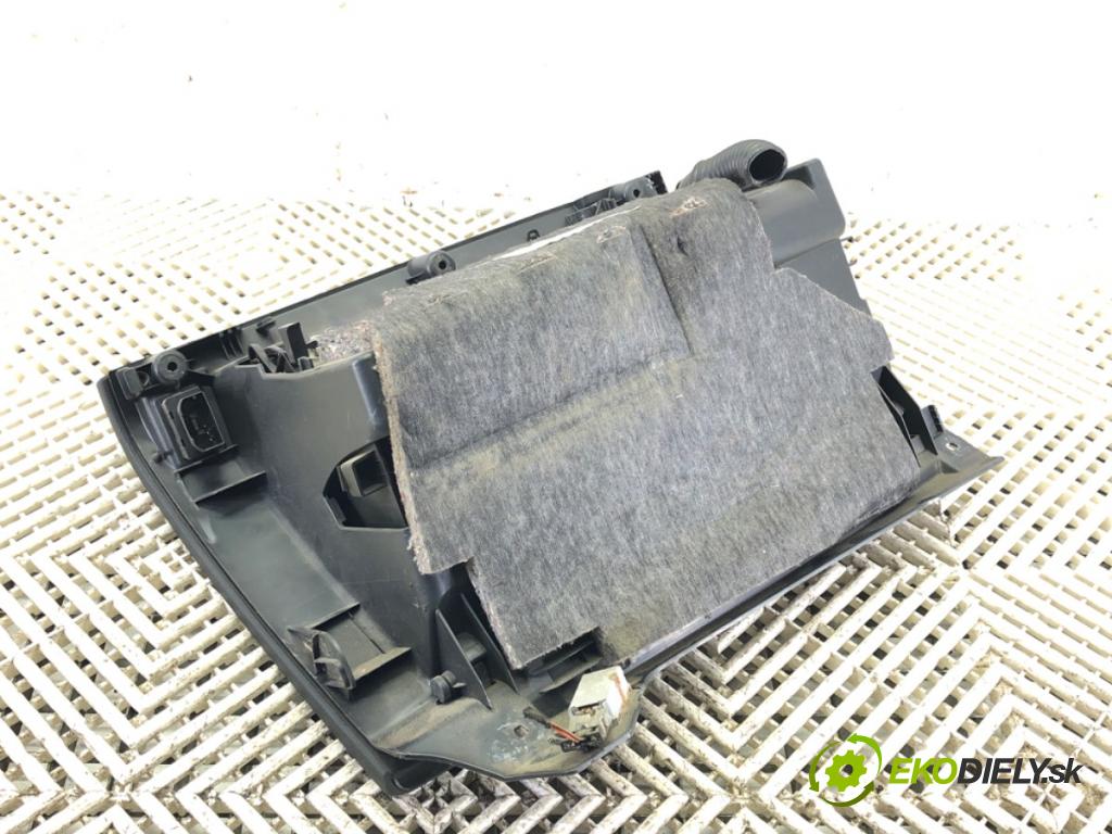 SKODA SUPERB II Kombi (3T5) 2009 - 2015    2.0 TDI 125 kW [170 KM] olej napędowy 2009 - 2015  Priehradka, kastlík spolujazdca 3T1857097C (Priehradky, kastlíky)