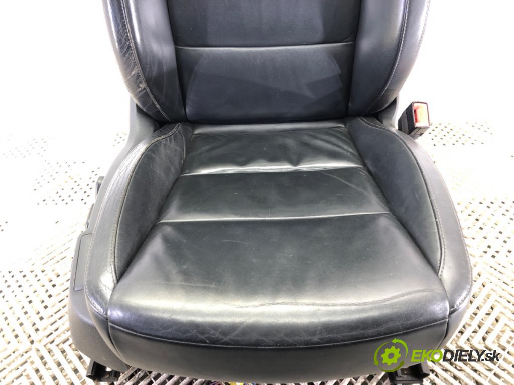 SKODA SUPERB II Kombi (3T5) 2009 - 2015    2.0 TDI 125 kW [170 KM] olej napędowy 2009 - 2015  Sedadlo pravy predný