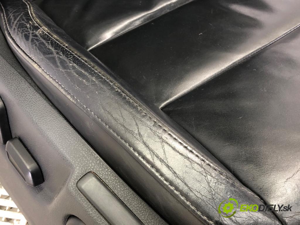 SKODA SUPERB II Kombi (3T5) 2009 - 2015    2.0 TDI 125 kW [170 KM] olej napędowy 2009 - 2015  Sedadlo pravy predný