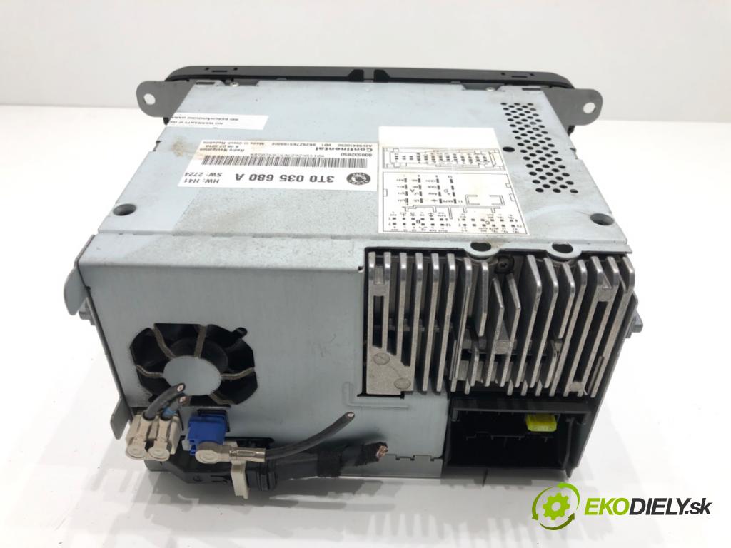 SKODA SUPERB II Kombi (3T5) 2009 - 2015    2.0 TDI 125 kW [170 KM] olej napędowy 2009 - 2015  RADIO Navigácia 3T0035680A (Audio zariadenia)