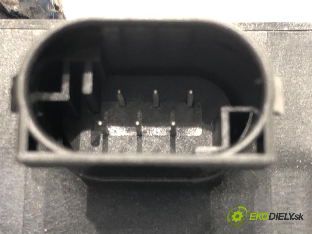 RENAULT MEGANE III Grandtour (KZ0/1) 2008 - 2022    1.6 dCi (KZ00, KZ12, KZ13) 96 kW [130 KM] olej napędowy 2011 - 2022  blokáda volantu 8200604932 (Ostatné)