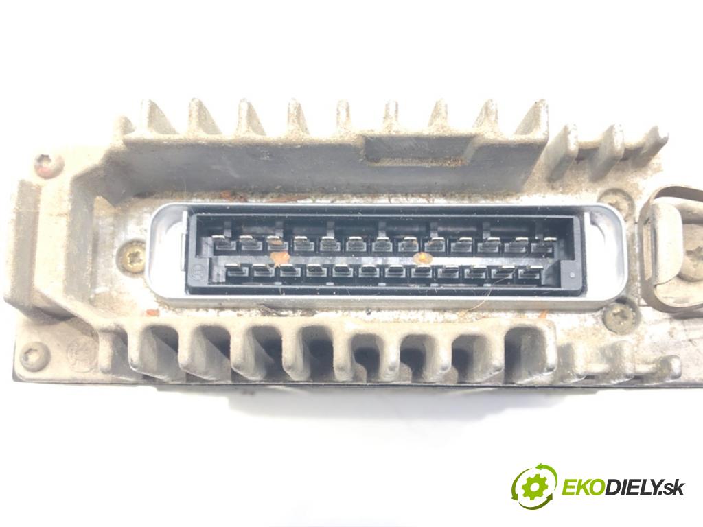 MERCEDES-BENZ 190 (W201) 1982 - 1993    E 2.0 (201.024) 83 kW [113 KM] benzyna 1985 - 1986  riadiaca jednotka Motor 0280800262 (Riadiace jednotky)