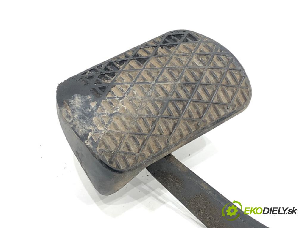 MERCEDES-BENZ 190 (W201) 1982 - 1993    E 2.0 (201.024) 83 kW [113 KM] benzyna 1985 - 1986  PEDÁL: 1242900519 (Pedále)