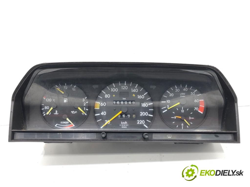 MERCEDES-BENZ 190 (W201) 1982 - 1993    E 2.0 (201.024) 83 kW [113 KM] benzyna 1985 - 1986  Prístrojovka 2015438121 (Prístrojové dosky, displeje)