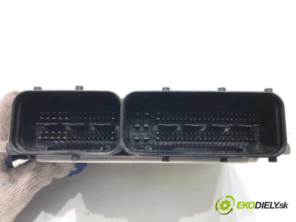 SKODA SUPERB II Kombi (3T5) 2009 - 2015    2.0 TDI 125 kW [170 KM] olej napędowy 2009 - 2015  riadiaca jednotka Motor 03L906018CJ (Riadiace jednotky)