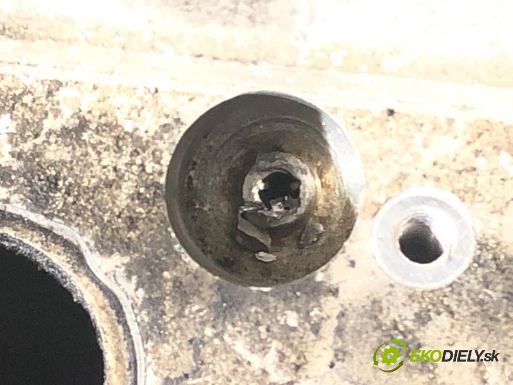 SKODA SUPERB II Kombi (3T5) 2009 - 2015    2.0 TDI 125 kW [170 KM] olej napędowy 2009 - 2015  Hlava valcov CFG (Hlavy valcov)