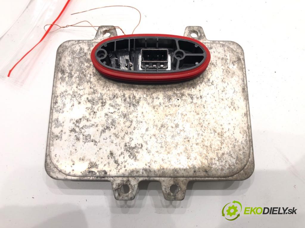 SKODA SUPERB II Kombi (3T5) 2009 - 2015    2.0 TDI 125 kW [170 KM] olej napędowy 2009 - 2015  Menič XENON 5DV009000 (Riadiace jednotky xenónu)