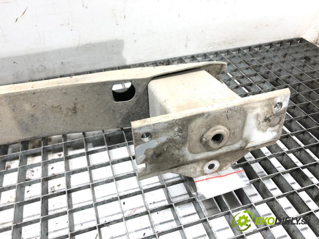 CHEVROLET CRUZE (J300) 2009 - 2022    2.0 CDI 120 kW [163 KM] olej napędowy 2010 - 2022  výztuha nárazníka zadní část  (Výztuhy zadní)