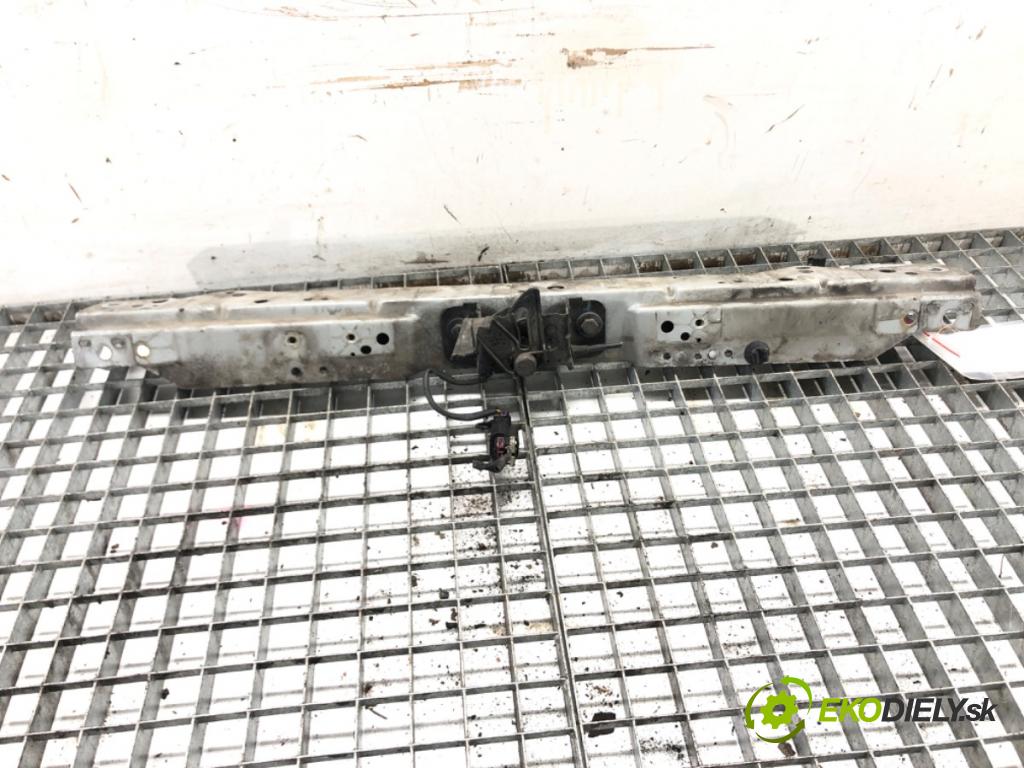 CHEVROLET CRUZE (J300) 2009 - 2022    2.0 CDI 120 kW [163 KM] olej napędowy 2010 - 2022  výztuha horní  (Výztuhy)