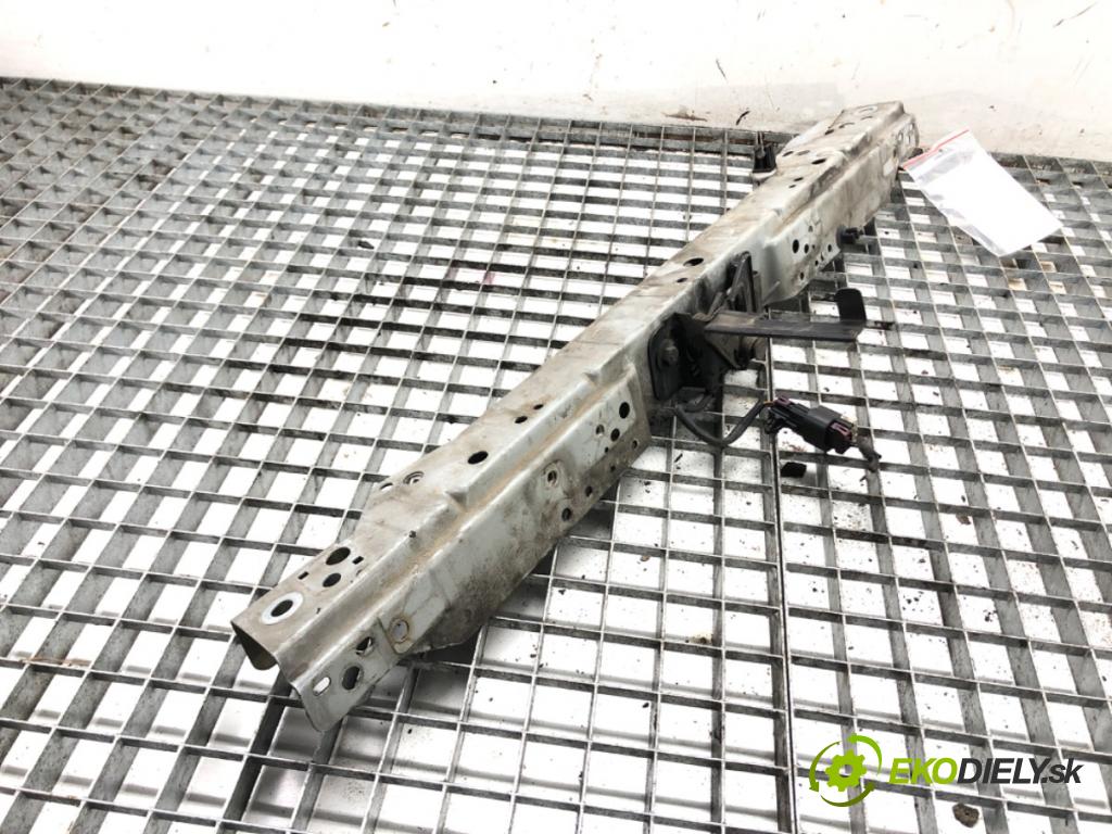 CHEVROLET CRUZE (J300) 2009 - 2022    2.0 CDI 120 kW [163 KM] olej napędowy 2010 - 2022  výztuha horní  (Výztuhy)