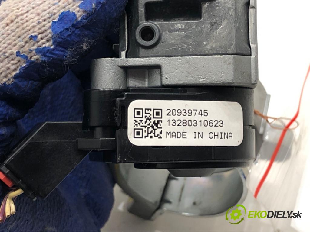 CHEVROLET CRUZE (J300) 2009 - 2022    2.0 CDI 120 kW [163 KM] olej napędowy 2010 - 2022  spinačka 20939745 (Spínacie skrinky a kľúče)