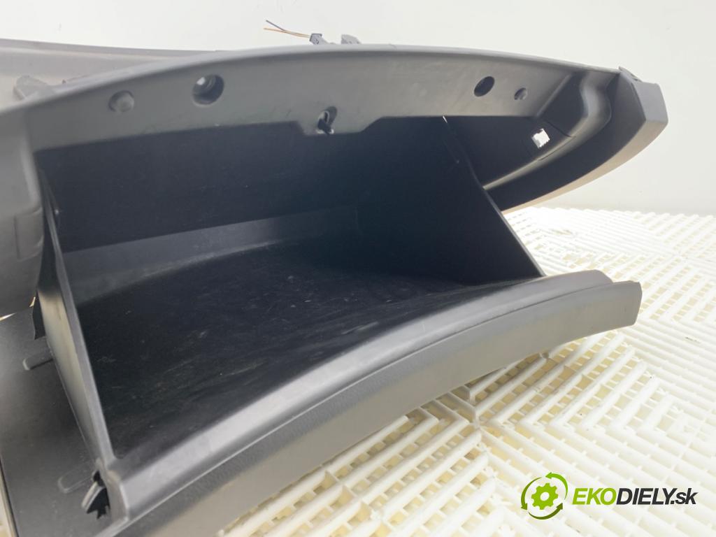 CHEVROLET CRUZE (J300) 2009 - 2022    2.0 CDI 120 kW [163 KM] olej napędowy 2010 - 2022  Priehradka, kastlík spolujazdca  (Priehradky, kastlíky)