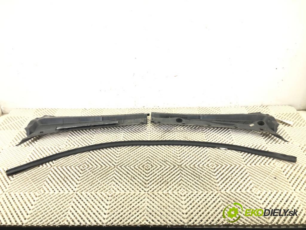 CHEVROLET CRUZE (J300) 2009 - 2022    2.0 CDI 120 kW [163 KM] olej napędowy 2010 - 2022  Torpédo, plast pod čelné okno 95023020 95028616 (Torpéda)