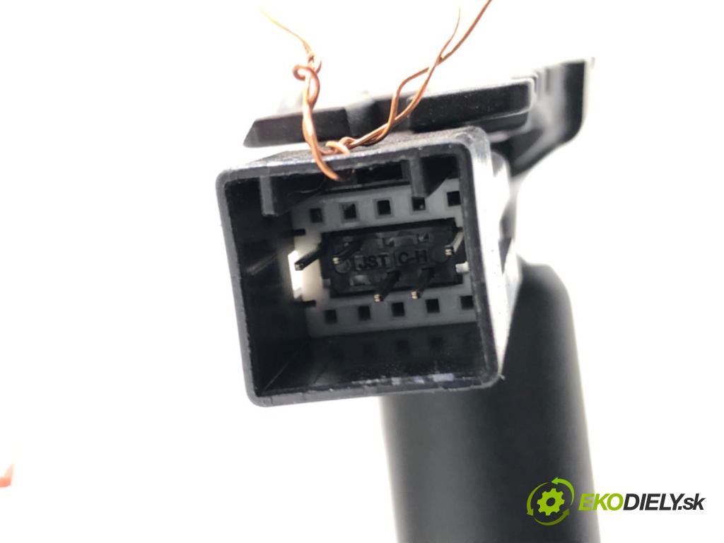 CHEVROLET CRUZE (J300) 2009 - 2022    2.0 CDI 120 kW [163 KM] olej napędowy 2010 - 2022  zpětné zrcátko vnitřní 13581081 (Světla vnitřní)