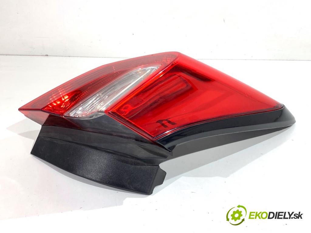 TOYOTA C-HR SUV 2017 90 kW 1.8 Hybrid (ZYX10_, ZYX11_) 1798 Svetlo ľavy zad 81560-F4010-00