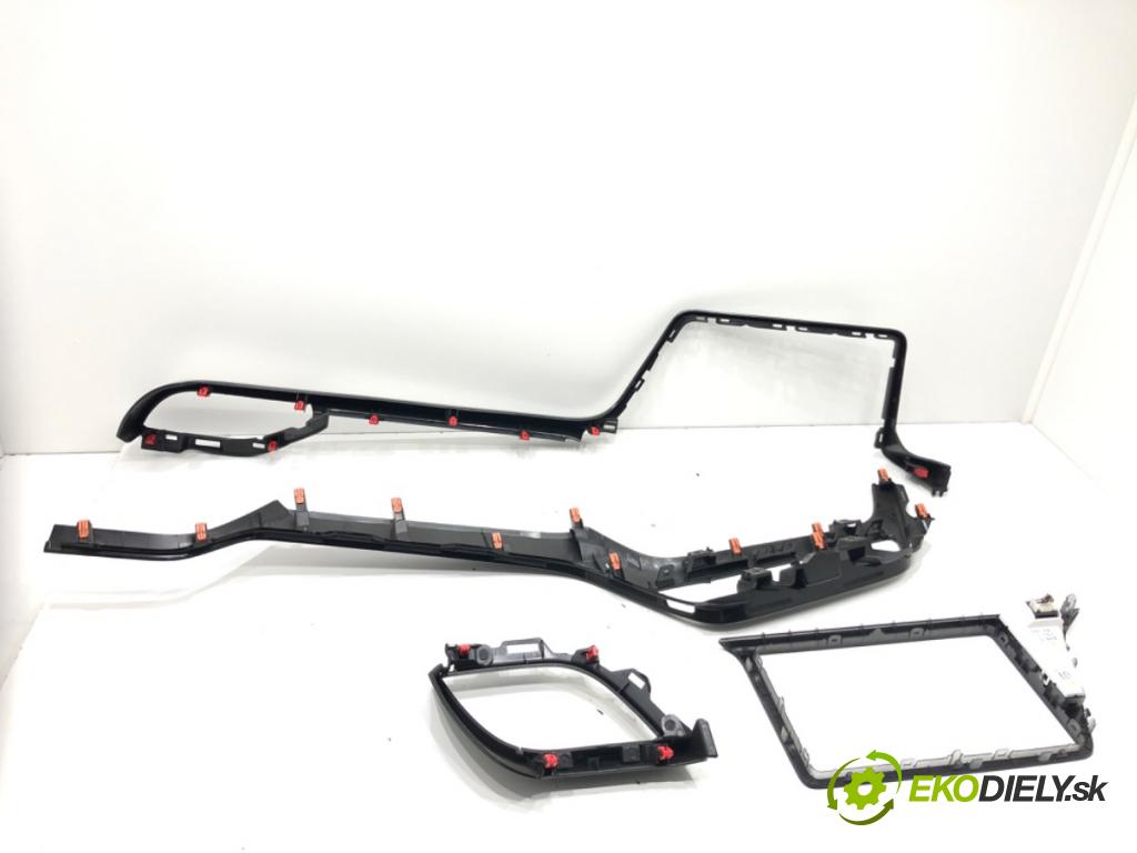 TOYOTA C-HR (_X1_) 2016 - 2022    1.8 Hybrid (ZYX10_, ZYX11_) 90 kW [122 KM] Hybryda silnik benzynowy / elektryczny 2016 - 2022  lišty kryt 83910-F4010 (Lišta)