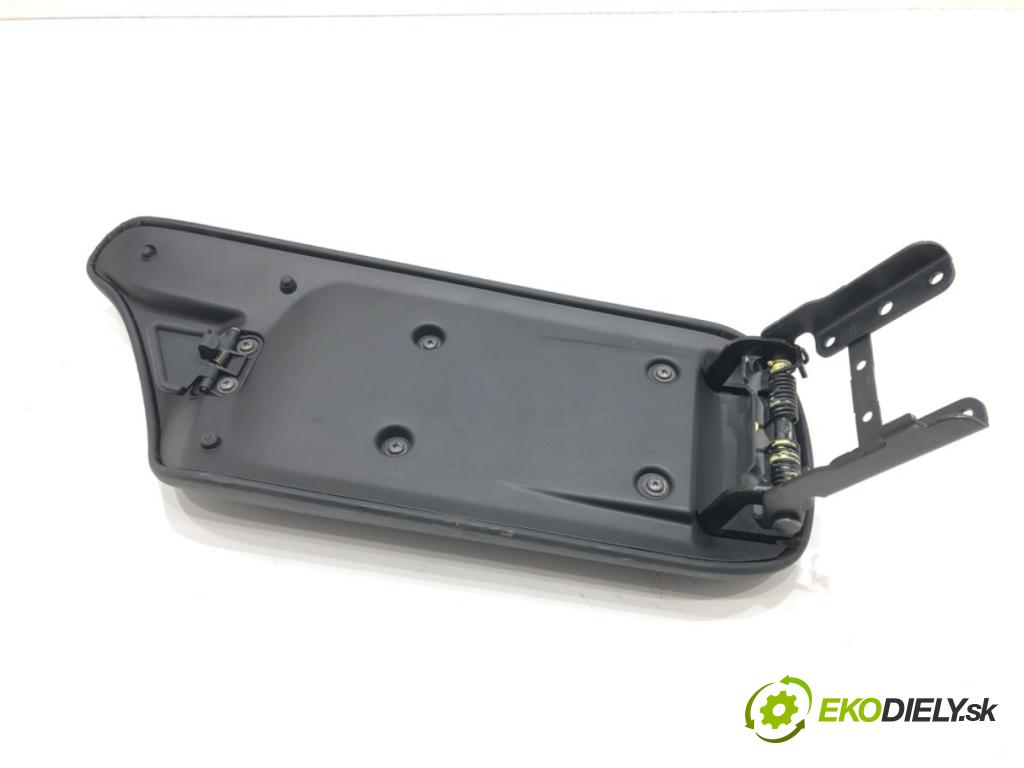 TOYOTA C-HR (_X1_) 2016 - 2022    1.8 Hybrid (ZYX10_, ZYX11_) 90 kW [122 KM] Hybryda silnik benzynowy / elektryczny 2016 - 2022  Lakťová opierka  (Lakťová opierka)