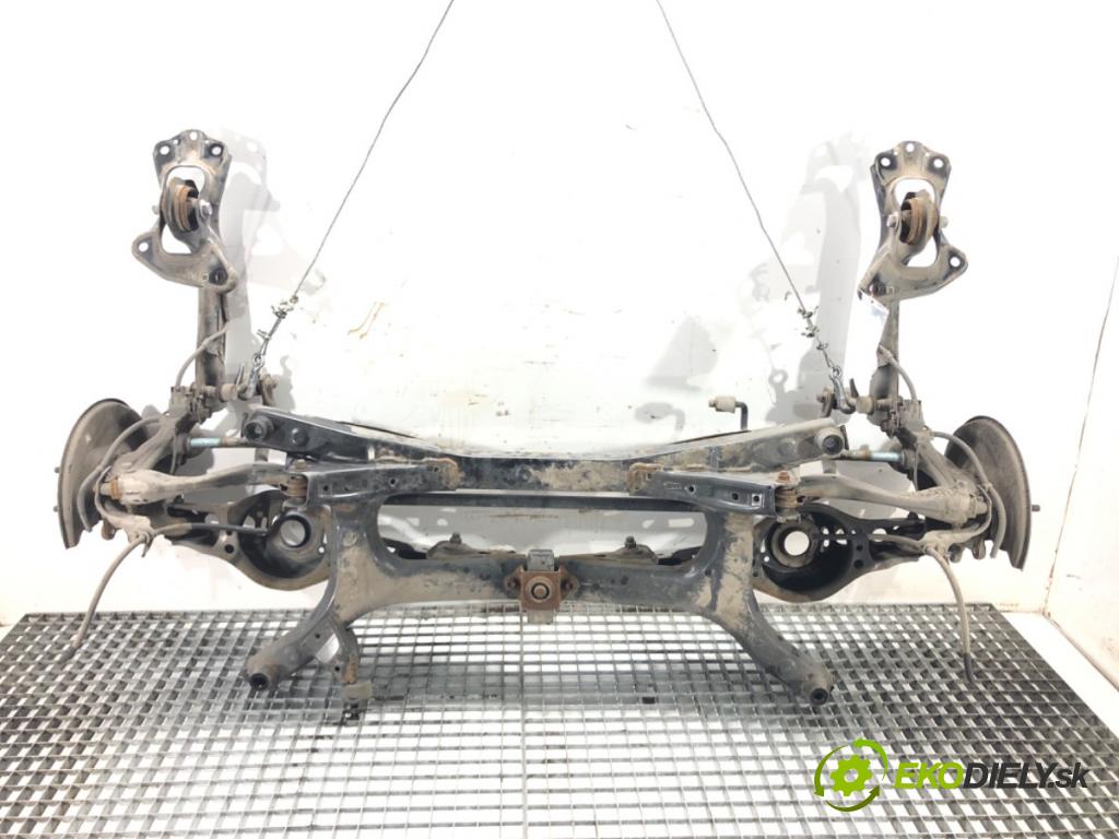TOYOTA C-HR (_X1_) 2016 - 2022    1.8 Hybrid (ZYX10_, ZYX11_) 90 kW [122 KM] Hybryda silnik benzynowy / elektryczny 2016 - 2022  výztuha zadní část