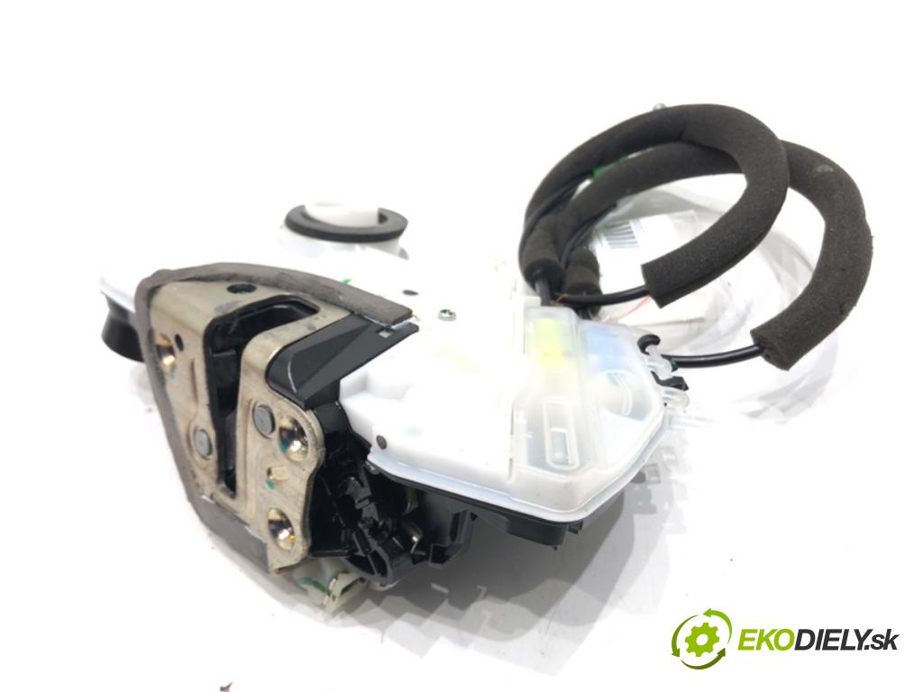 TOYOTA C-HR (_X1_) 2016 - 2022    1.8 Hybrid (ZYX10_, ZYX11_) 90 kW [122 KM] Hybryda silnik benzynowy / elektryczny 2016 - 2022  zámok dveře levý přední část