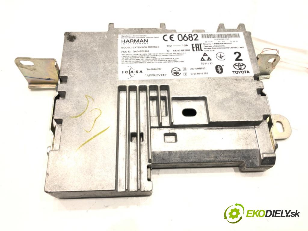 TOYOTA C-HR (_X1_) 2016 - 2022    1.8 Hybrid (ZYX10_, ZYX11_) 90 kW [122 KM] Hybryda silnik benzynowy / elektryczny 2016 - 2022  Modul BLUETOOTH QNG-BE2808 (Ostatné)