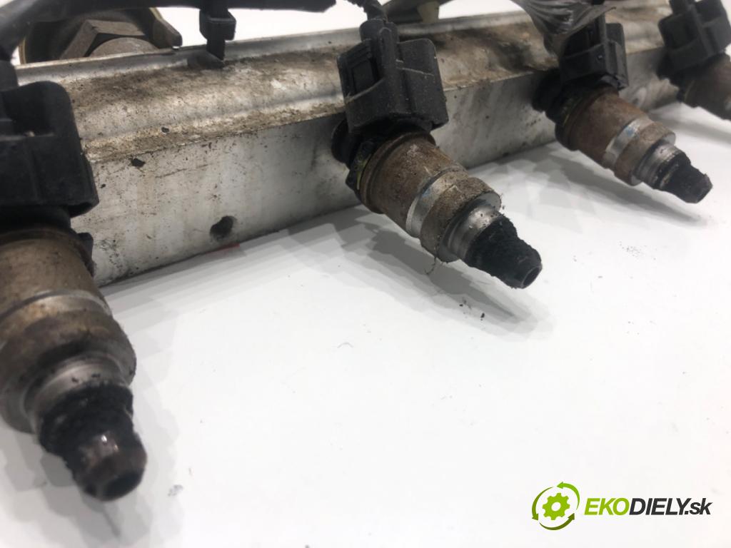 HONDA CR-V I (RD) 1995 - 2002    2.0 16V 4WD (RD1, RD3) 94 kW [128 KM] benzyna 1995 - 2001  Lišta vstrekovacia  (Vstrekovacie lišty)