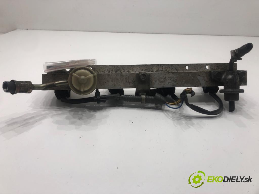 HONDA CR-V I (RD) 1995 - 2002    2.0 16V 4WD (RD1, RD3) 94 kW [128 KM] benzyna 1995 - 2001  Lišta vstrekovacia  (Vstrekovacie lišty)