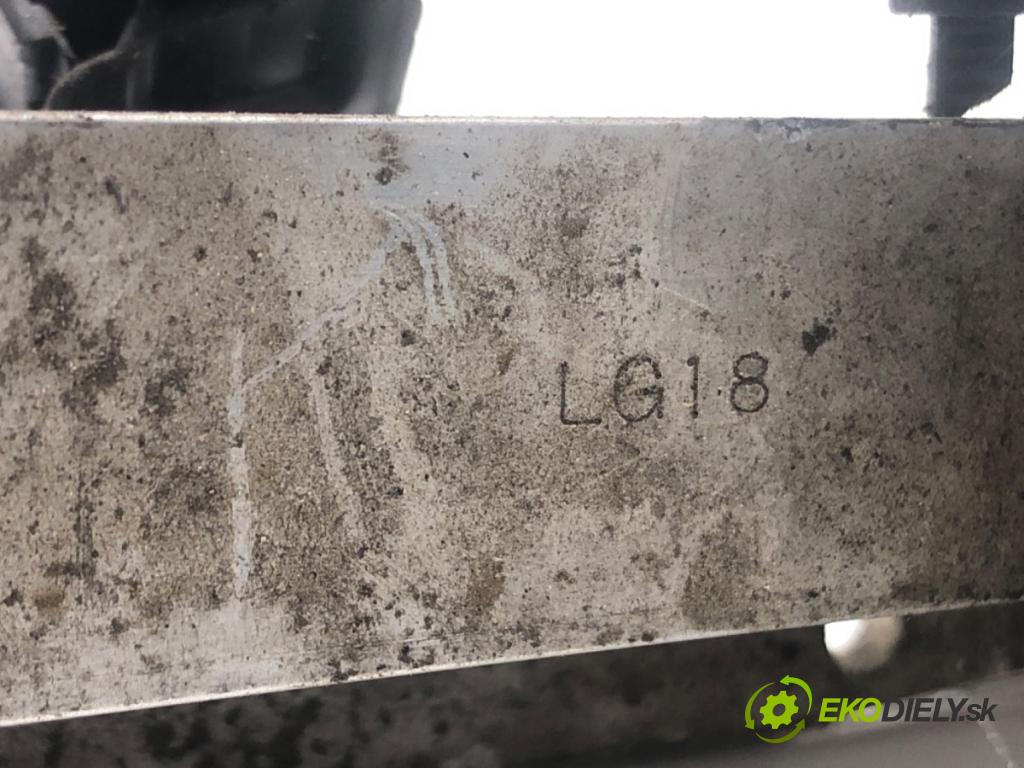 HONDA CR-V I (RD) 1995 - 2002    2.0 16V 4WD (RD1, RD3) 94 kW [128 KM] benzyna 1995 - 2001  Lišta vstrekovacia  (Vstrekovacie lišty)