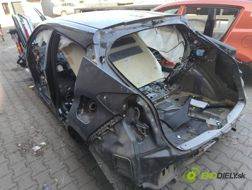 TOYOTA C-HR (_X1_) 2016 - 2022    1.8 Hybrid (ZYX10_, ZYX11_) 90 kW [122 KM] Hybryda silnik benzynowy / elektryczny 2016 - 2022  KAROSERIA ČTVRŤÁK blatník zadní část levý pravý práh střecha PODŁUŻNICA levý pravý