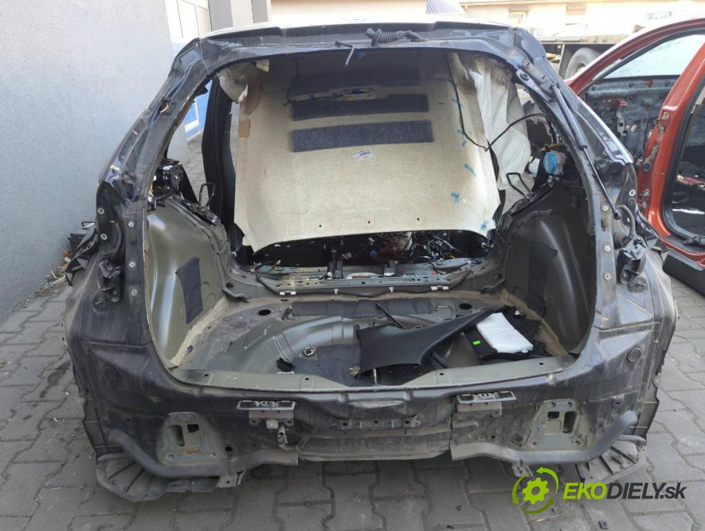 TOYOTA C-HR (_X1_) 2016 - 2022    1.8 Hybrid (ZYX10_, ZYX11_) 90 kW [122 KM] Hybryda silnik benzynowy / elektryczny 2016 - 2022  KAROSERIA ČTVRŤÁK blatník zadní část levý pravý práh střecha PODŁUŻNICA levý pravý